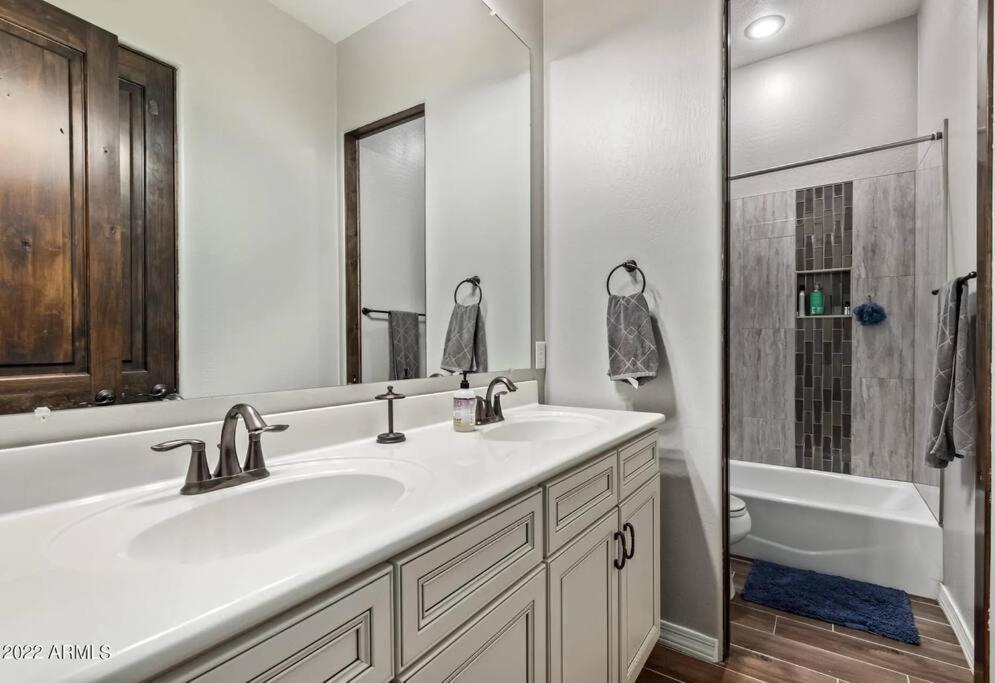 Phoenix Home With Heated Pool, Desert Views & Hot Tub Anthem Exterior photo